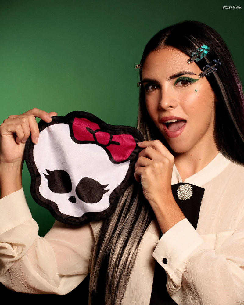 MONSTER HIGH™ / YOU ARE THE PRINCESS SKULL MAGIC TOWEL