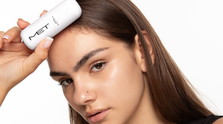 El secreto de la 'Glazed Skin': El paso a paso para conseguir una piel de cristal (que dura todo el día)