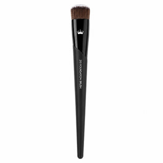 MUST HAVE LIQUID FOUNDATION BRUSH 210