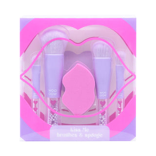 Kiss Me Brochas y Esponjas