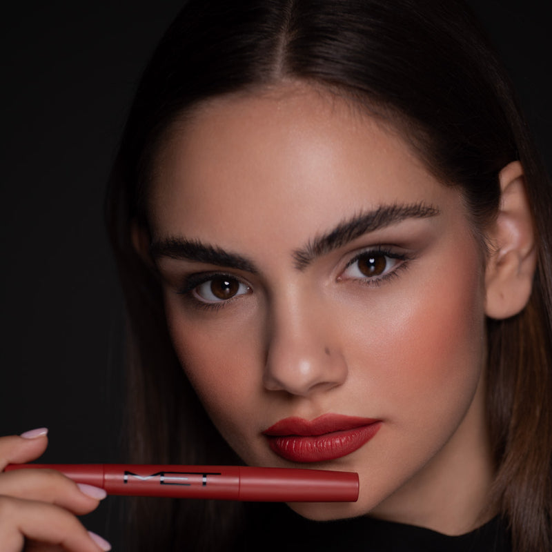 The Perfect Match Lip Duo Labial y Delineador 2 en 1